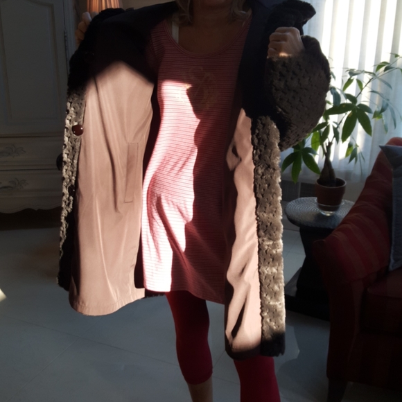 UTEX Size S Faux Fur Long Warm Coat Reversible - Picture 4 of 12